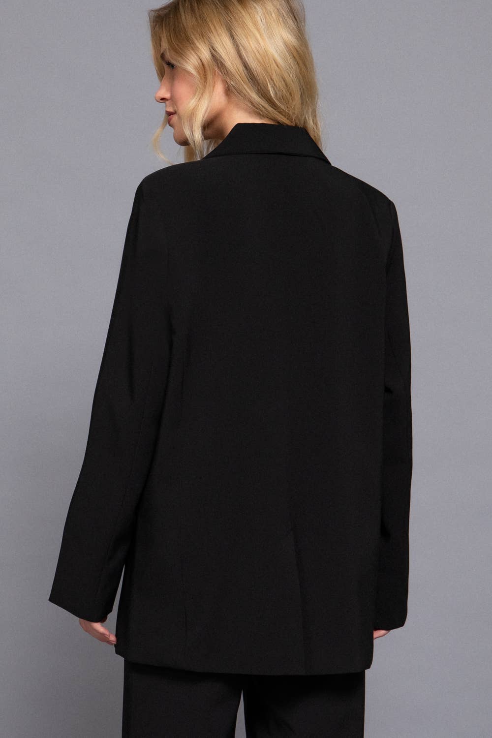 Long Sleeve Notched Collar with Front Button Closure Blazer