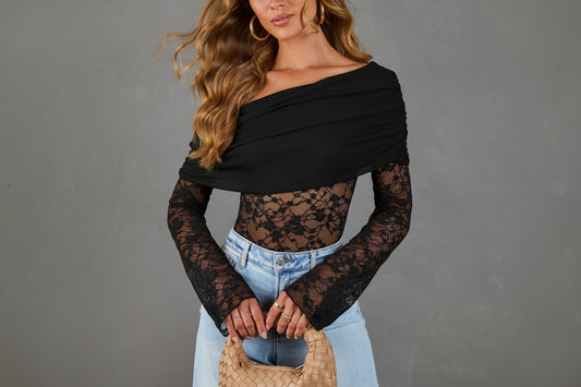 Mallie LACE TOP