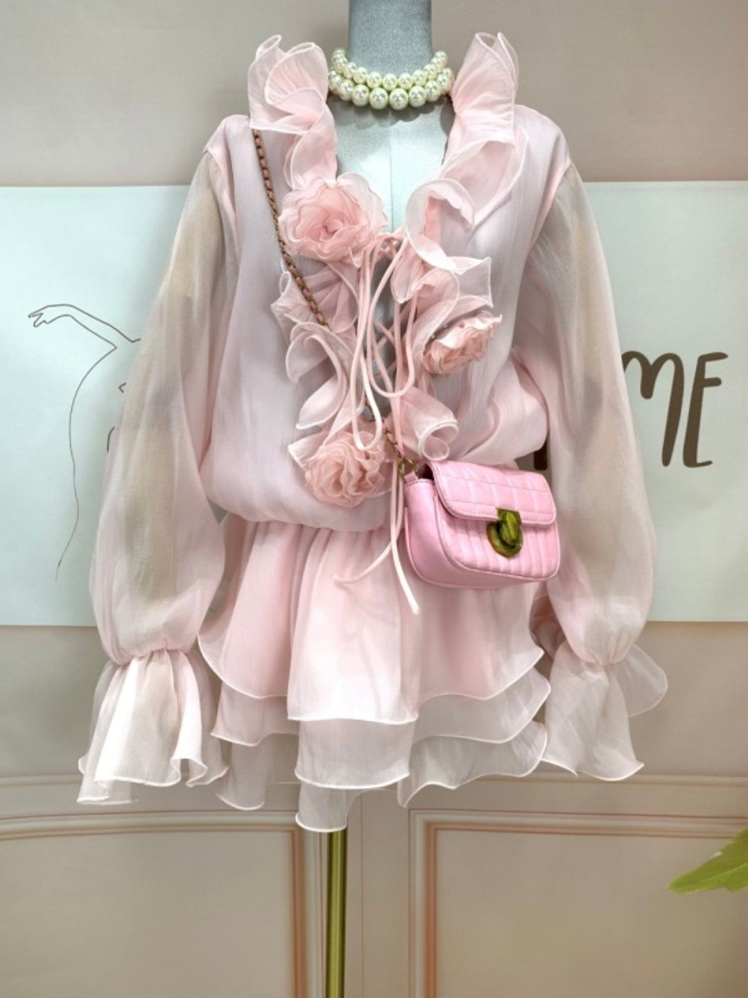 Pose dress